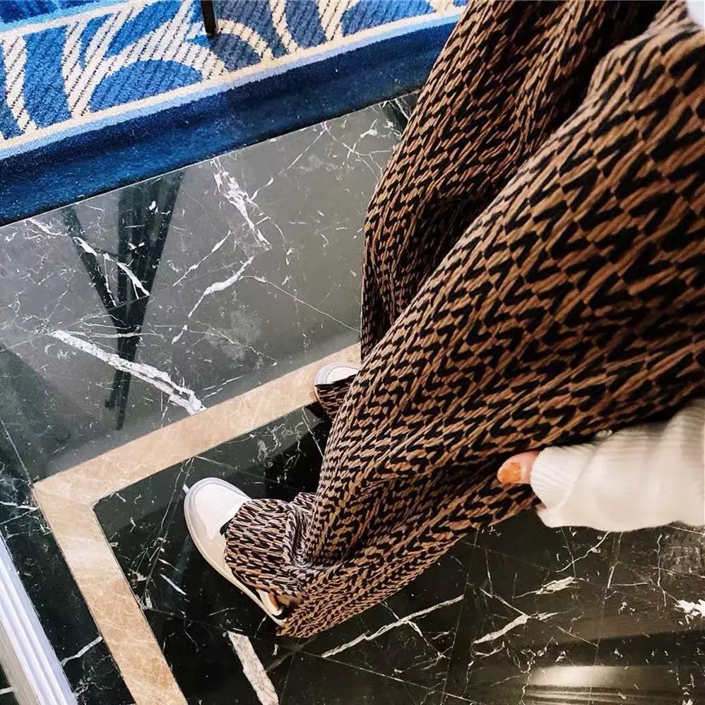 

2021 New Women 's Loose Japanese Style Wide-Legged Pants Spring and Autumn Gold Velvet plus Size Pants