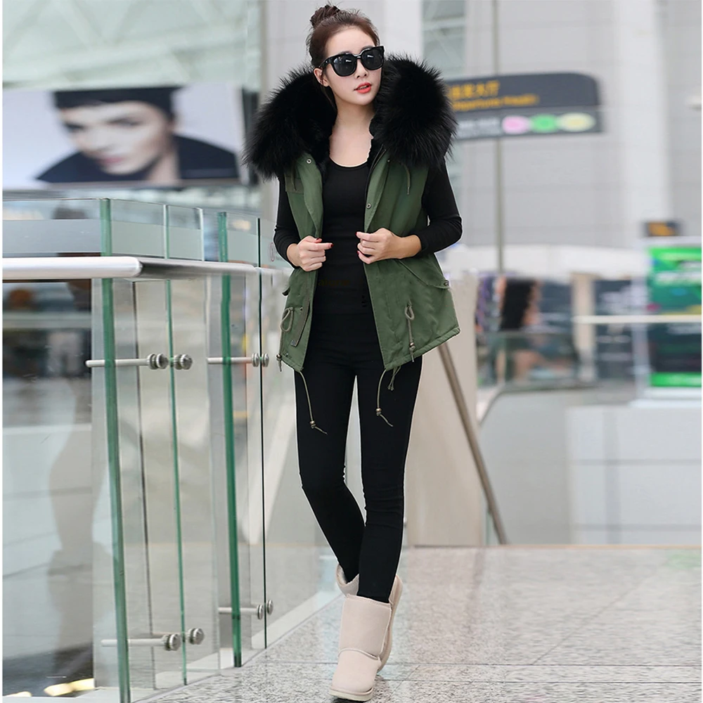 Новая куртка в стиле милитари большого размера с меховым воротником из енота