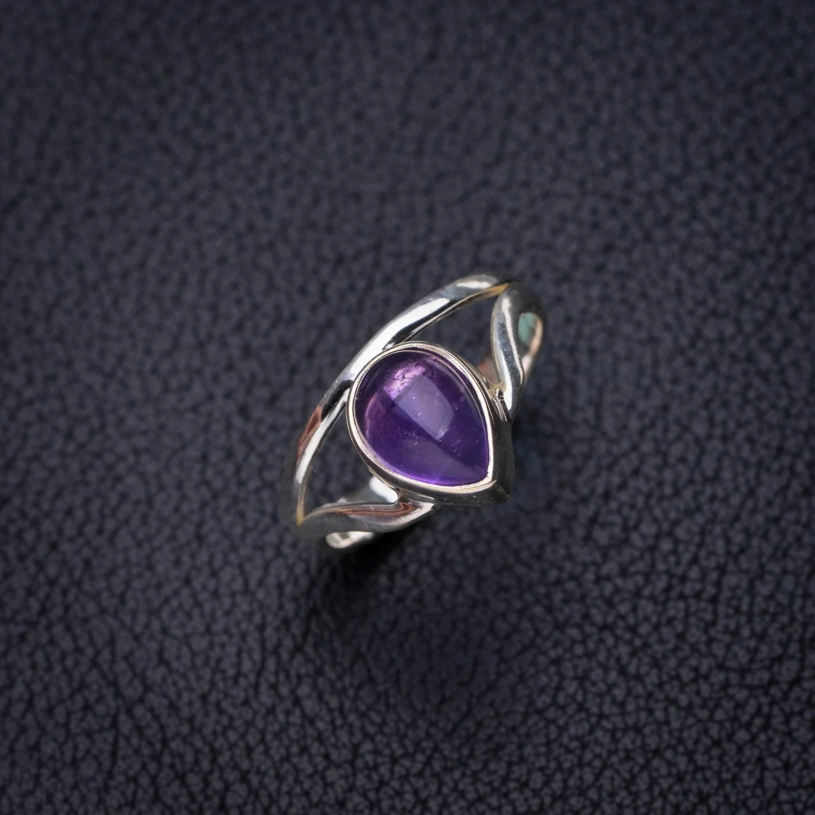 

StarGems Natural Amethyst Handmade 925 Sterling Silver Ring 6.5 E7780
