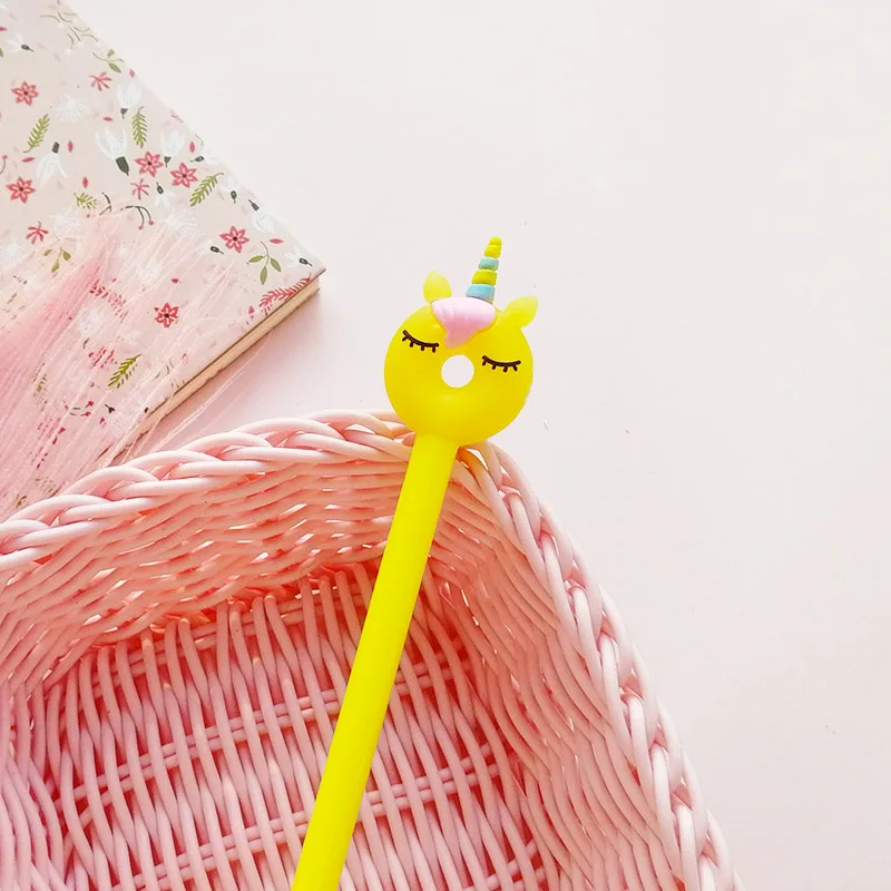 Радуга Единорог детская мультипликационная гелевая ручка милые Kawaii красивые черные чернила ручка для девочки детский подарок канцелярские принадлежности для офиса и школы - Цвет: unicorn 13