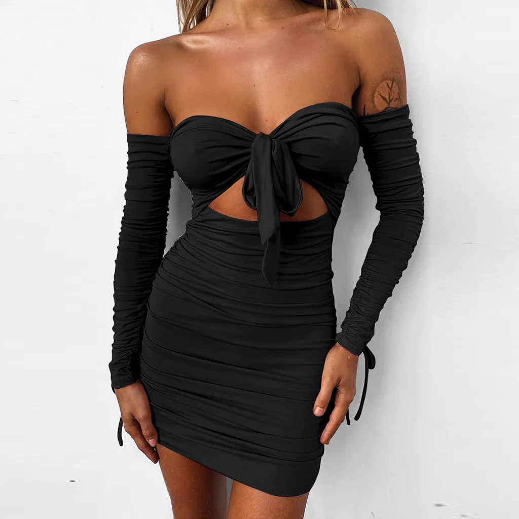 Женское короткое платье с открытыми плечами облегающее однотонное вечернее мини