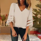 Женская блуза с открытыми плечами и V-образным вырезом