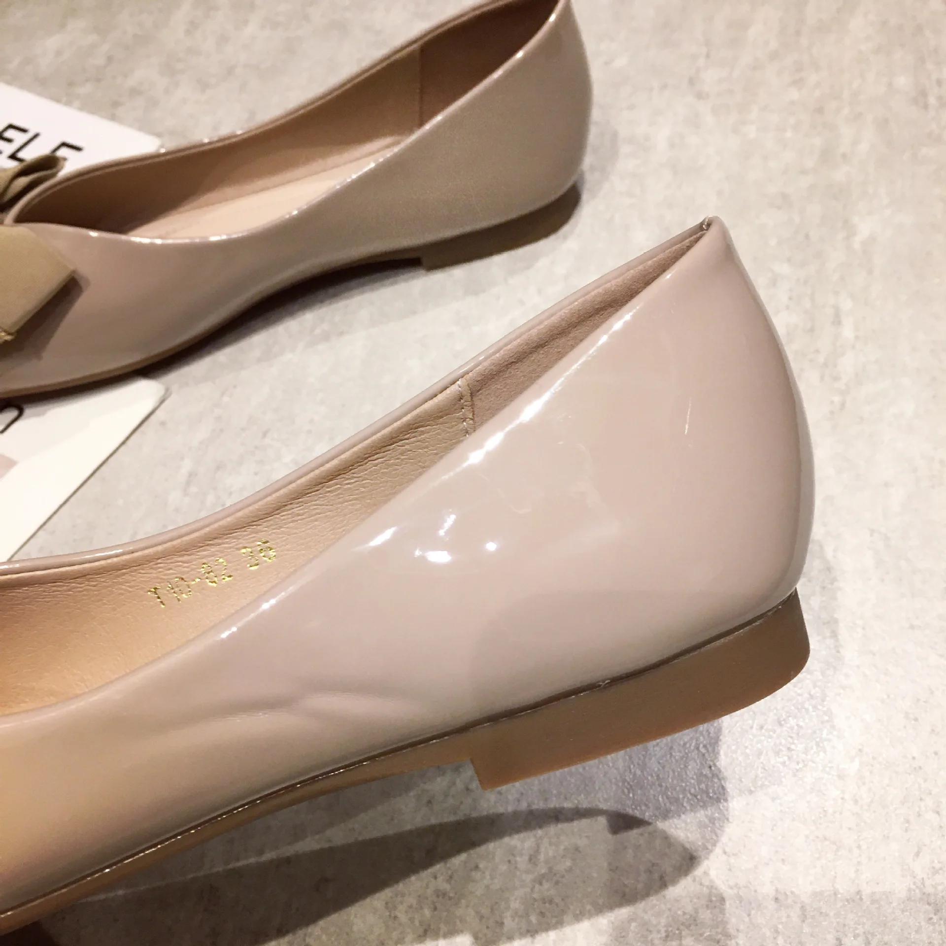 

Shoes Woman Flats Shallow Mouth Casual Female Sneakers Metal Chain Modis Square Toe Dress Grandma Summer Buckle On Heels New 202