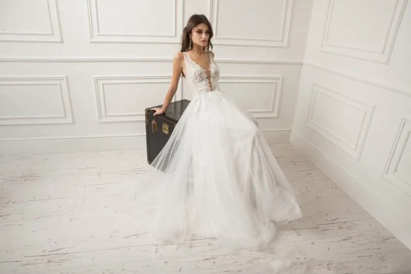 Vivian's bridal fashion свадебное платье в стиле бохо сексуальное Глубокий v-образный