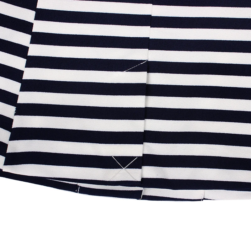 Женское облегающее пальто в полоску с длинным рукавом на одной пуговице для