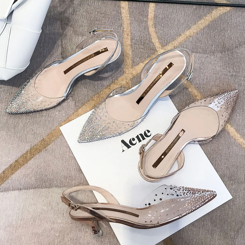 Чистая как у знаменитостей с украшением в виде кристаллов прозрачные острым