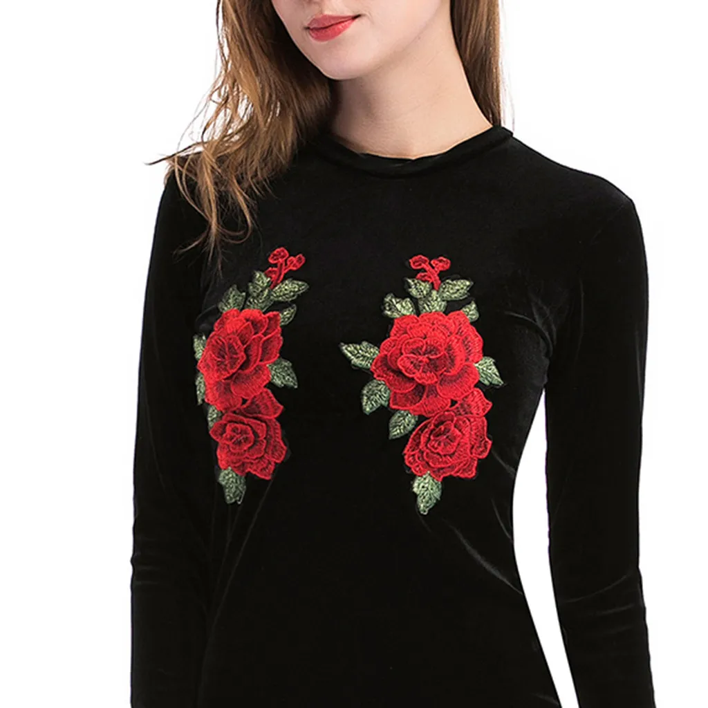 Осеннее женское офисное платье с круглым вырезом и вышивкой облегающий