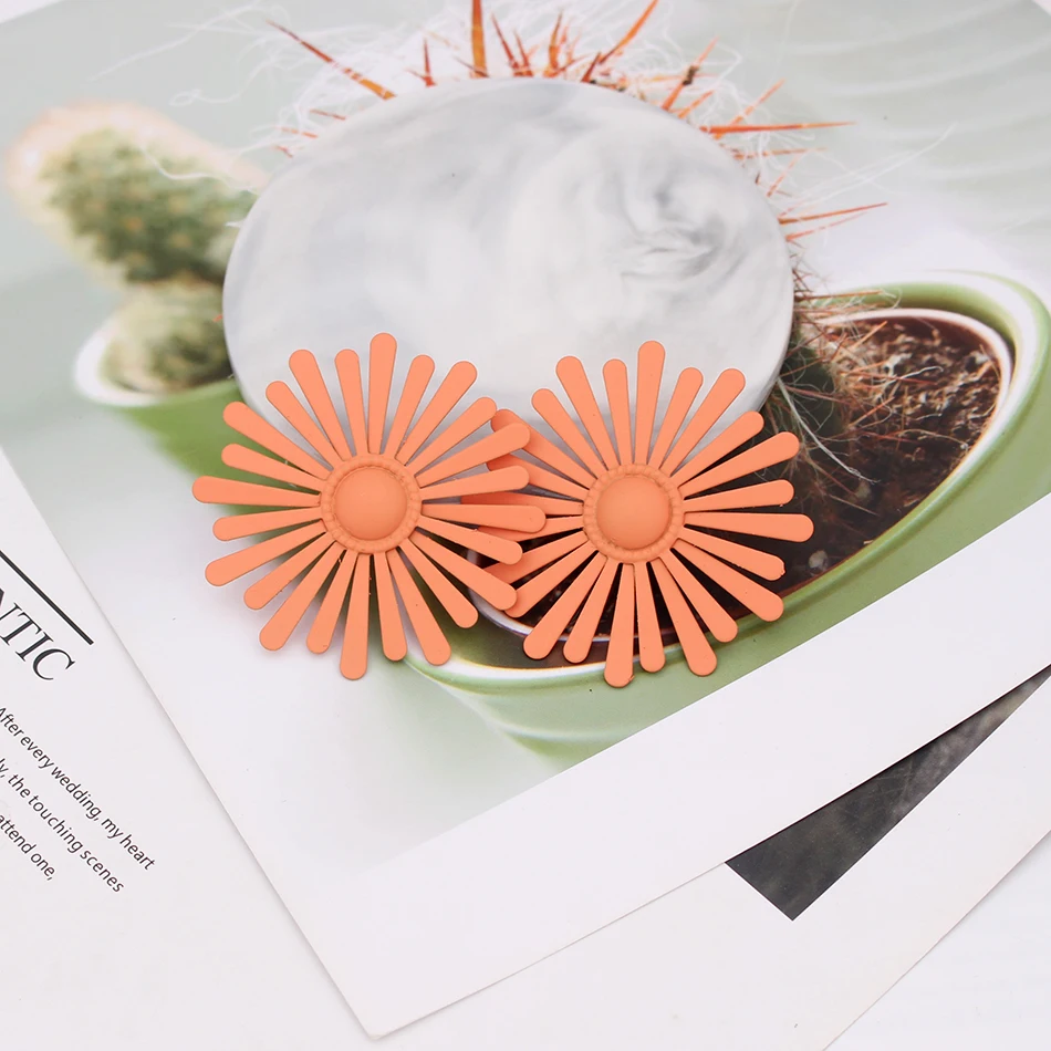 Женские серьги-гвоздики с цветами 6 цветов | Украшения и аксессуары