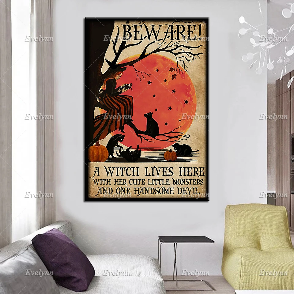 Ведьма девочка и кошка Остерегайтесь ведьмы живет здесь с ее милым маленьким