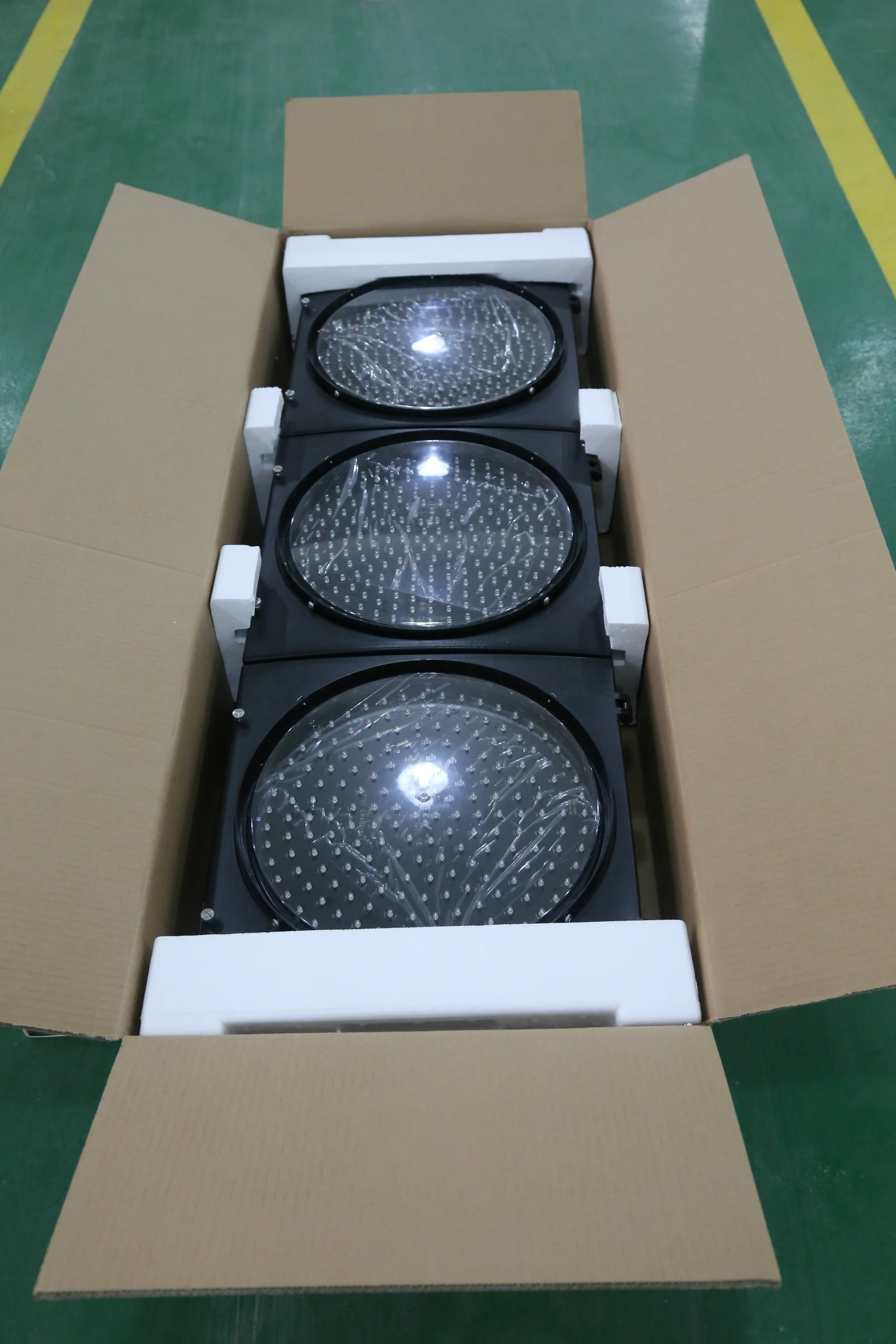 СВЕТОДИОДНЫЙ светофор 300 мм|Светофор| |