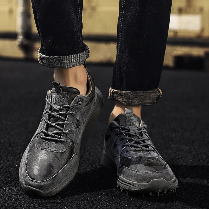 New Style Golf Shoes Studless Comfortable Golf Shoes Men's Outdoor Grass Non-slip Golf Sneakers Men's Golf Shoes Size 38-46