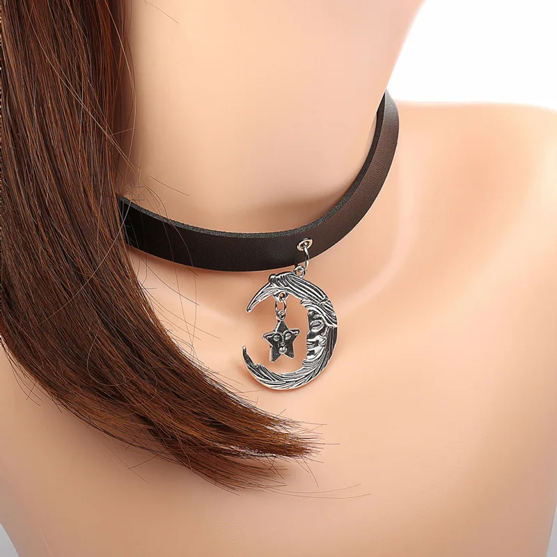 

Trendy Vintage Charm Gothic Collar Moon Star Necklaces Jewelry Gift Gothic Leather Heart Harajuku Women Punk Choker Necklace