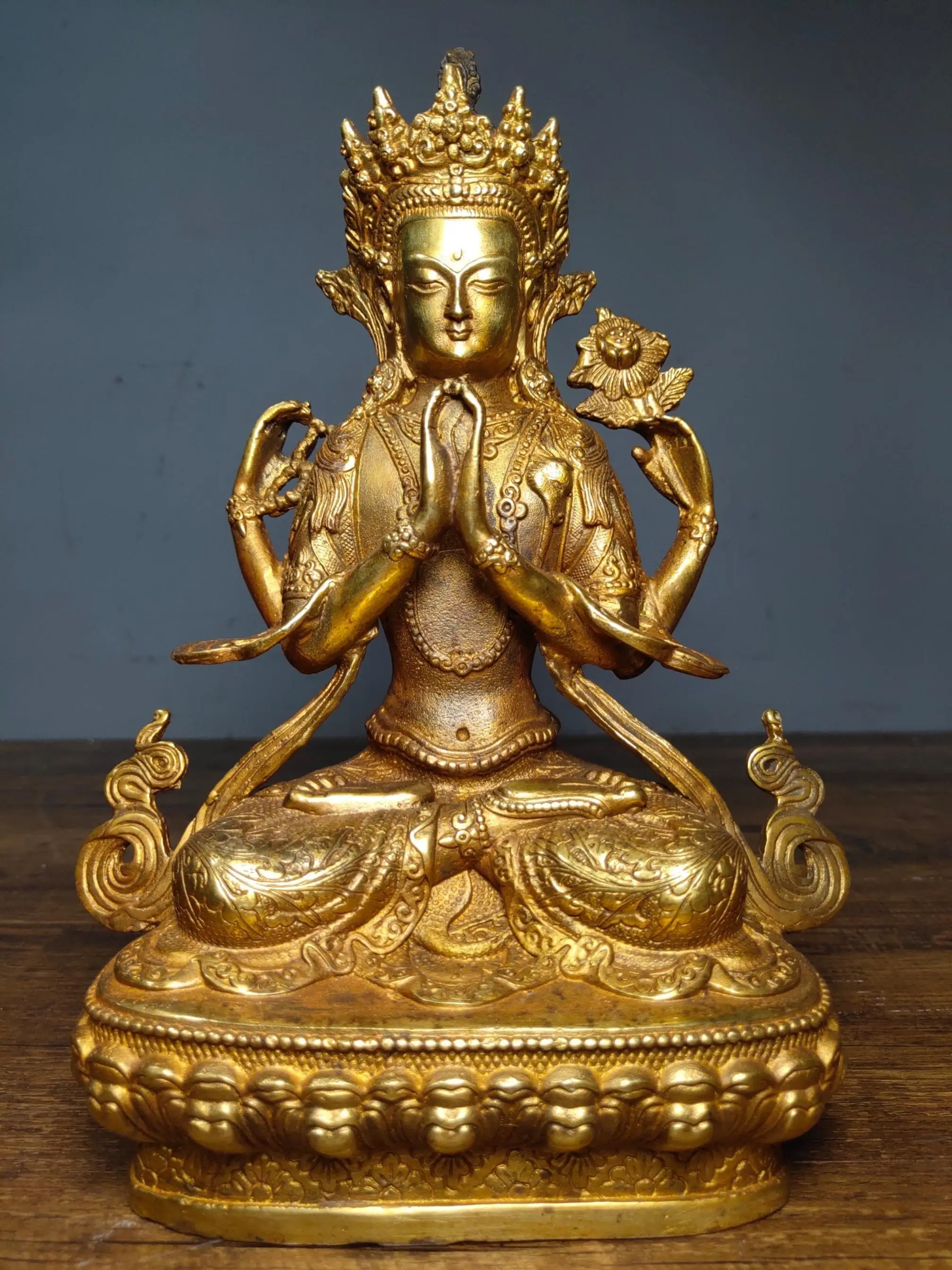 

Home Decor 9" Tibet Buddhism Temple Old Bronze Gilt Four-Walled Guanyin Bodhisattva Avalokitesvara Enshrine the Buddha