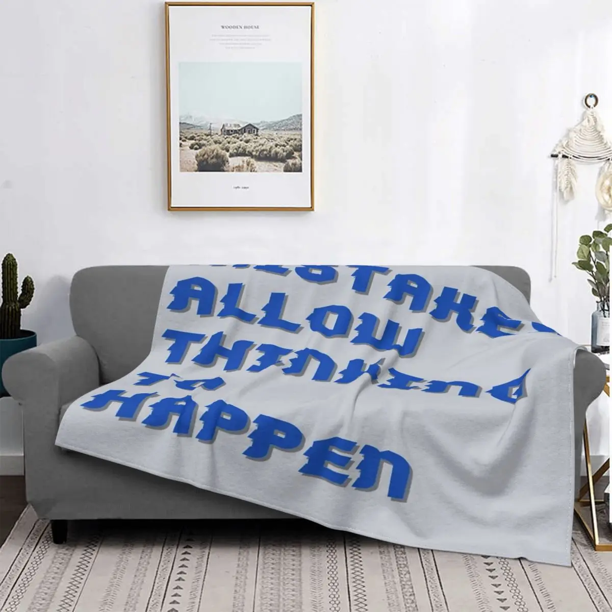 

1 одеяло, покрывало для кровати, плед, диван, полотенце, пляжная толстовка, одеяло, одеяло и одеяло