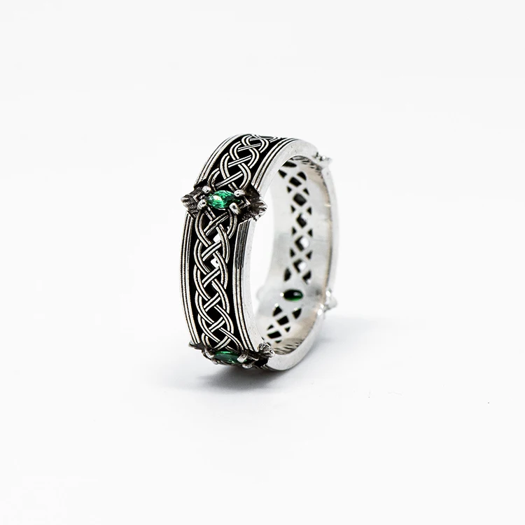 

Nocturne Studio 925 Silver Original Handmade Emerald Charm Personality Couple Ring Guard Ring
