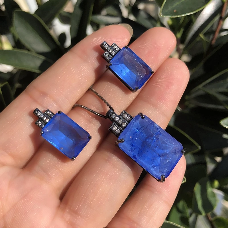 Женский комплект из колье и серёг с фианитом | Украшения аксессуары