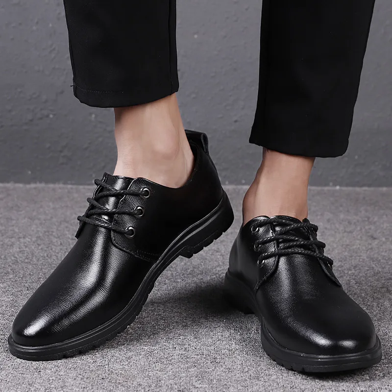

2019 New Fashion Men Genuine Leather Casual Shoes Luxury Brand Brogues Oxford Flats Sneakers Dress Gentleman Business Boots