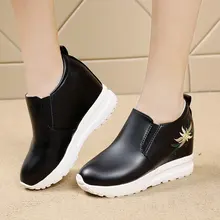 Zapatos bordados de tacón alto para mujer, zapatillas informales de plataforma de ocio, transpirables, sin cordones, con aumento de altura, color negro