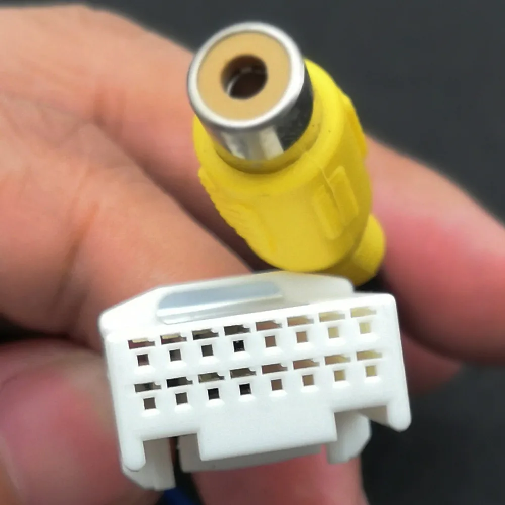 Оригинальный видео переключатель yifom 16Pin Кабель адаптер RCA для камеры заднего