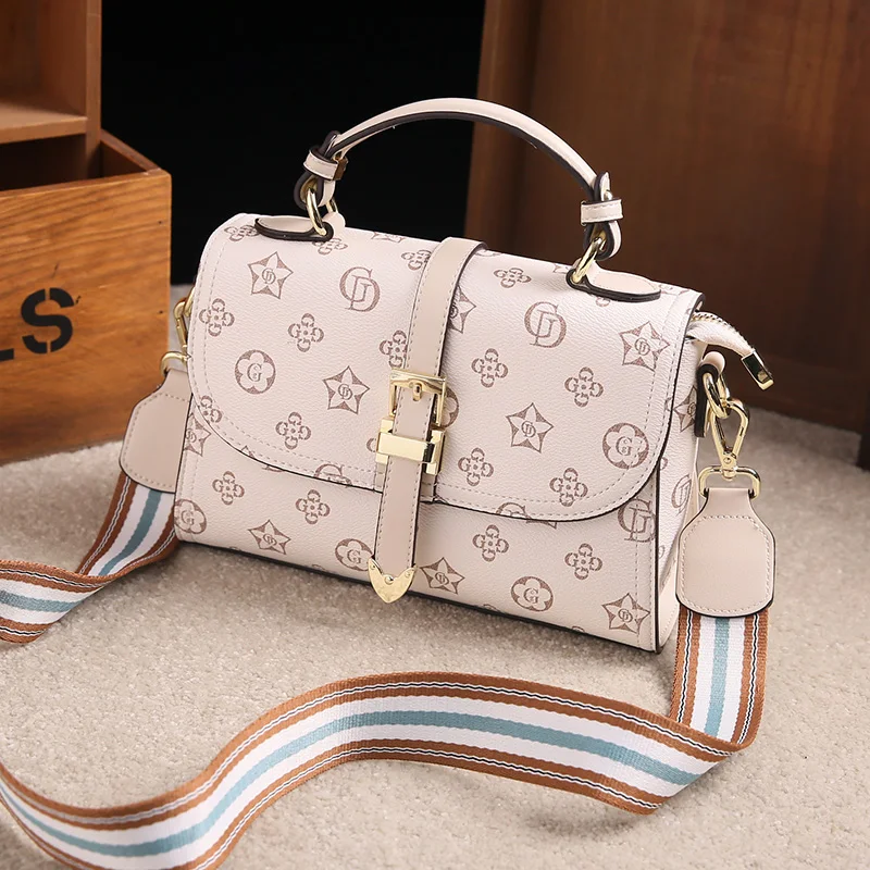 

Сумки-шопперы для женщин 2021, новая мода, все-матч кожа печать маленькая квадратная сумка повседневная сумка на плечо сумка-клатч роскошные с...