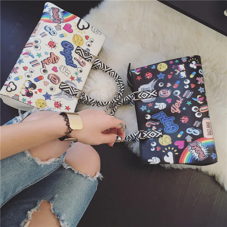 Новый женский пародия мультфильм печатных сумочка с граффити большой Ёмкость