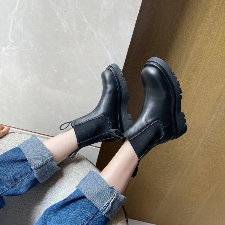 

Low barrel thick heel and thick soled boots for women leather autumn winter 2020 new British style student pipe boots