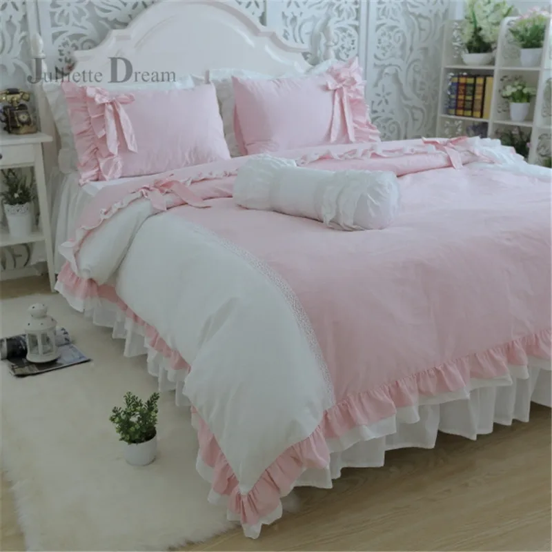 Милый комплект постельного белья с элегантным бантом и рюшами кружевной