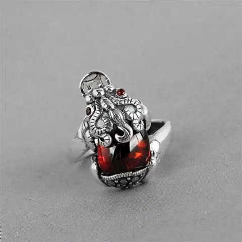 

S925 Sterling Silver Pi Xiu Bracelet Garnet Women's Retro National Fashion Classical Bracelet Original Couple Gift