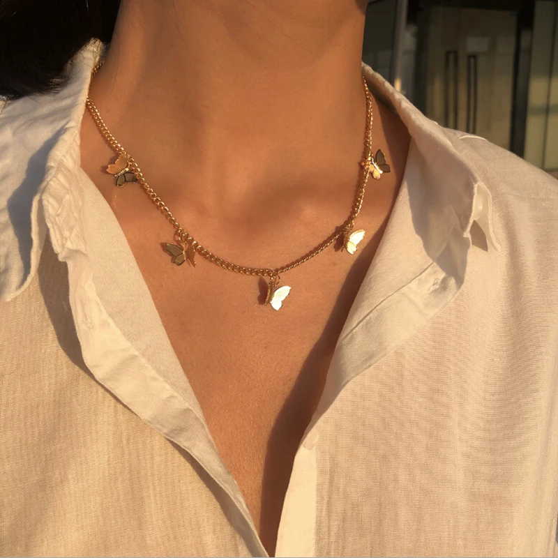 

Temperament Butterfly Clavicle Chain Cute Butterfly Choker Necklace Gold Chain Statement Collar Female Best Shining Jewelry