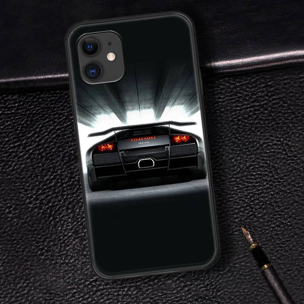 

Super Sport Car Lamborghins Phone Case For Iphone 5 5S SE 2020 6 6S 7 8 Plus 11 12 Mini X XS XR Pro Max black Hoesjes Pretty