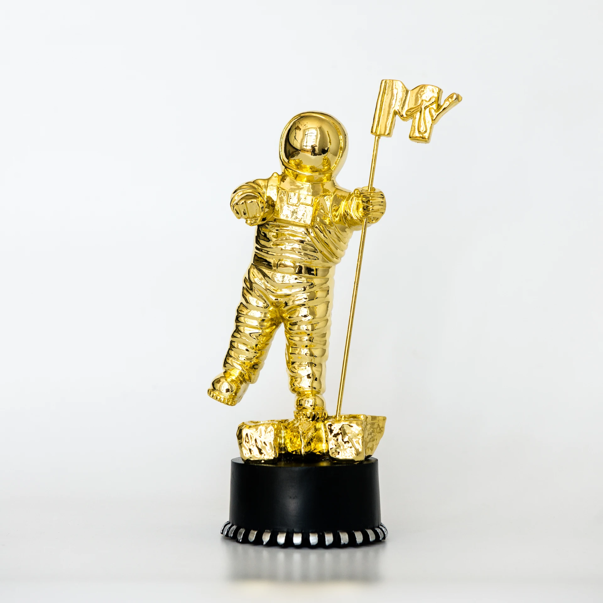 Золотые MTV награды американские Moonman трофей Золотой Кубок MTV|trophy award|award trophytrophy