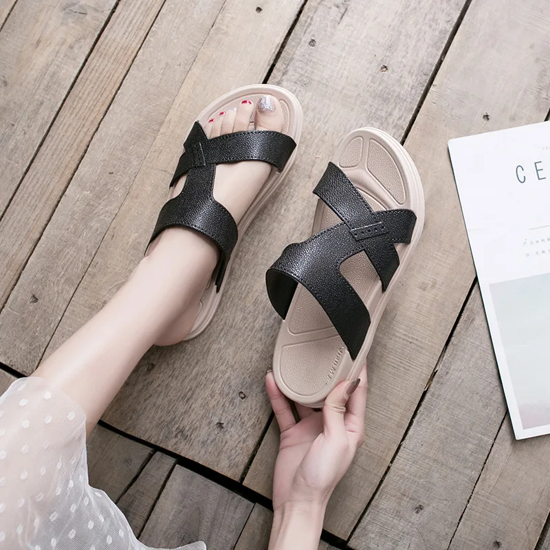 

New Summer Leisure Cross Strap Flat Thick Bottom Non-slip Slippers Women's Solid Color Soft Sole Comfortable Women's Shoes