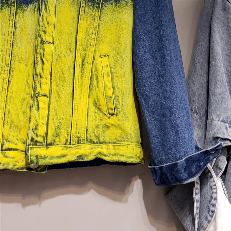 

Coats & Jackets
