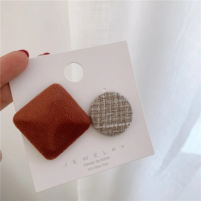 FFLACELL 2019 Korean Autumn Winter Retro Hit Color Asymmetric Geometric Flannel Button Stud Earrings for Women Girls | Украшения и