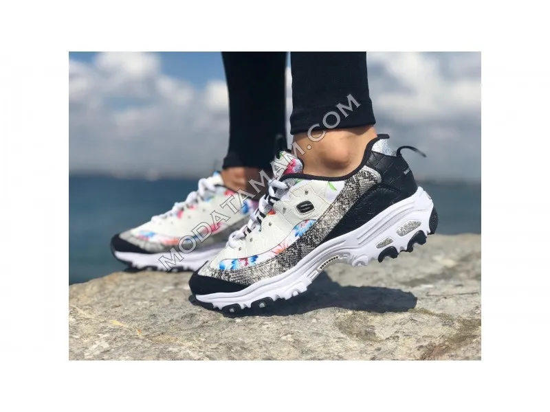 Skechers