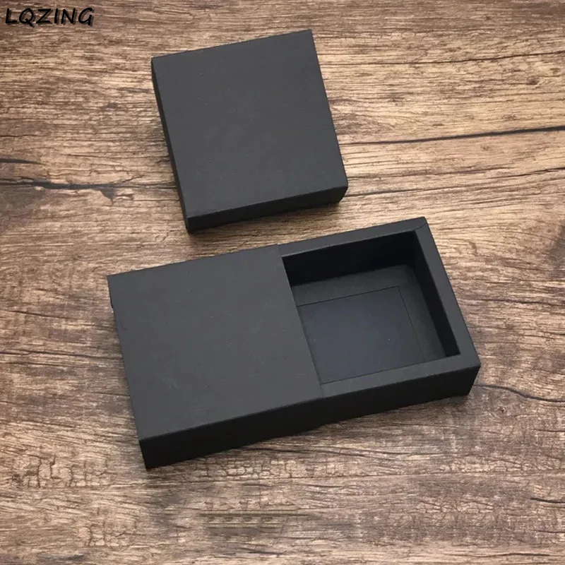 Маленькая квадратная бумажная коробка для конфет картонная упаковка эфирных