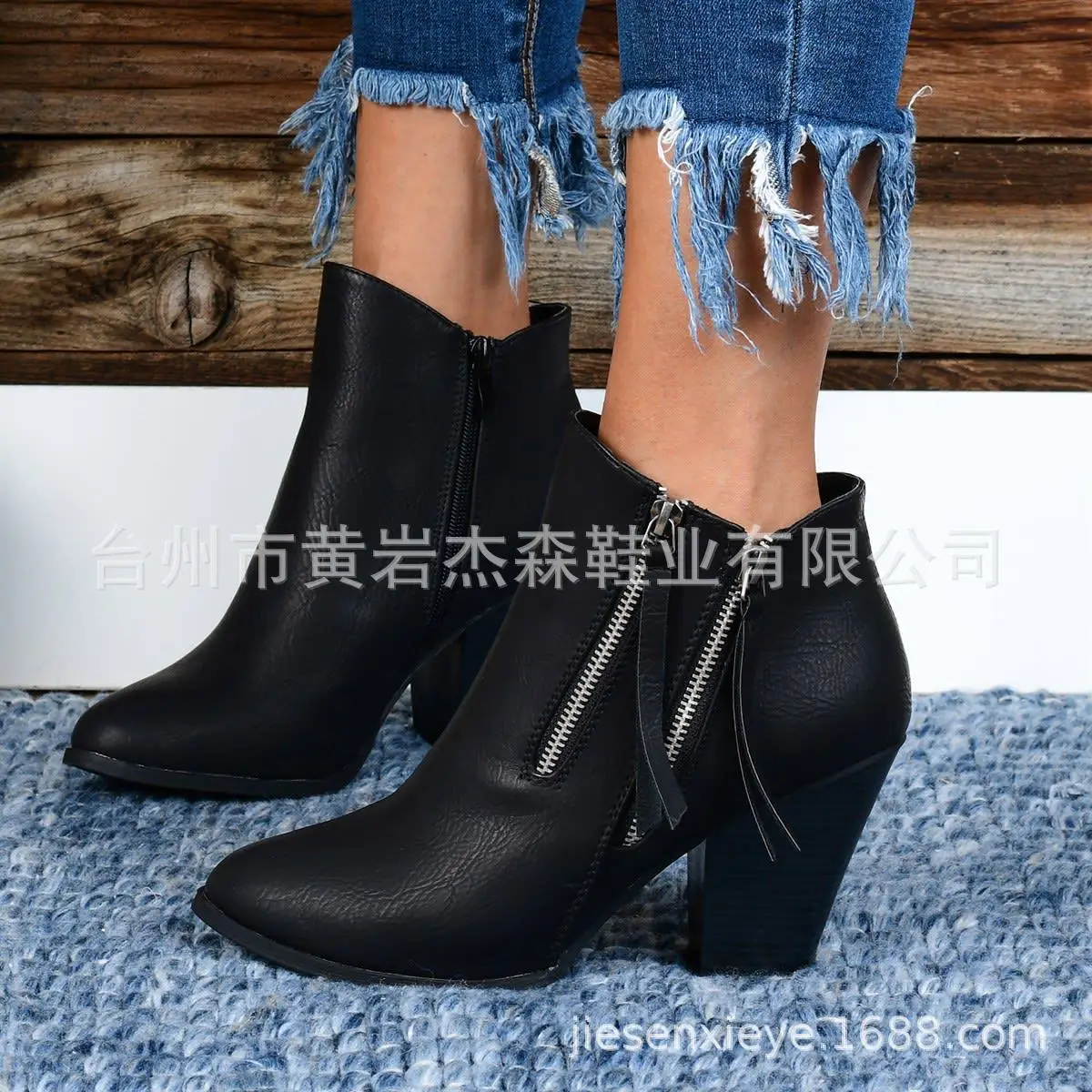 Новинка Модные женские осенние ботильоны винтажные полусапожки с острым носком