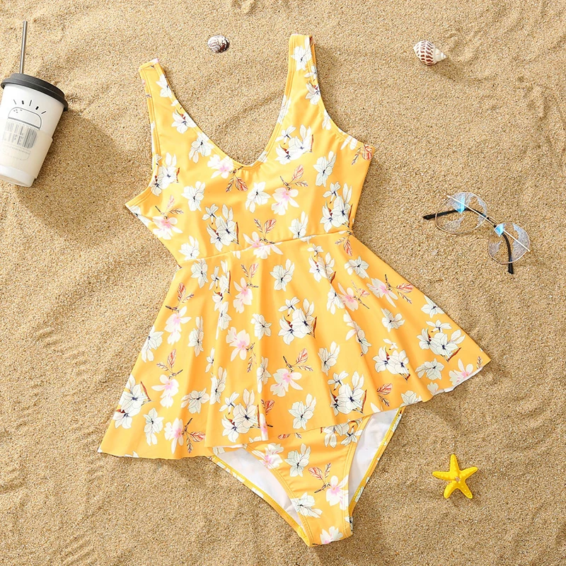 Семейный костюм для плавания цельный купальный мамы и дочки детский пляжный