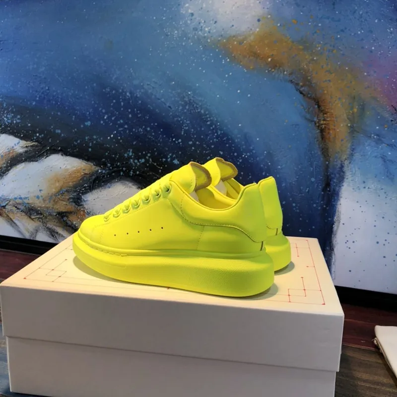 

2021, , , McQueen