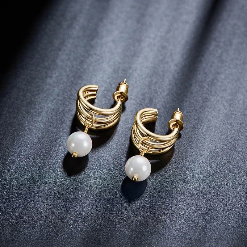 Женские серьги с жемчугом металлические в стиле ретро эффектные сувенирные