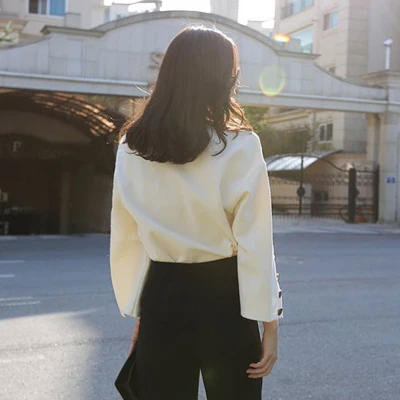 

2020 autumn Runway Flare Sleeve O-neck Lady Female Tops blouse Women Sweater Clothes New Korean Fashion Buttons white shirts