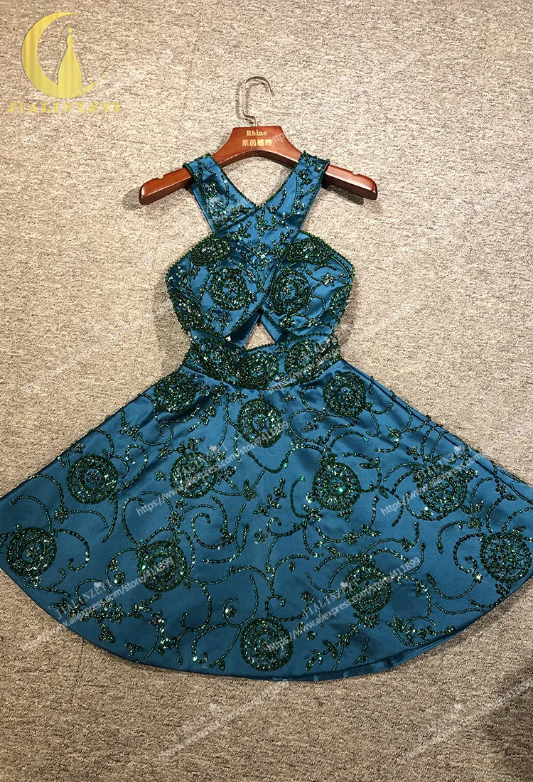 Рисунок 2 - Мини-платье женское атласное