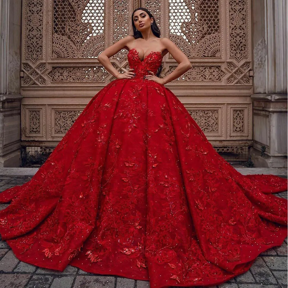 

2021 Luxury Red Quinceanera Dresses Ball Gown Sweetheart Lace Appliques 3D Floral Flowers Sequins Crystal Beads Formal Party