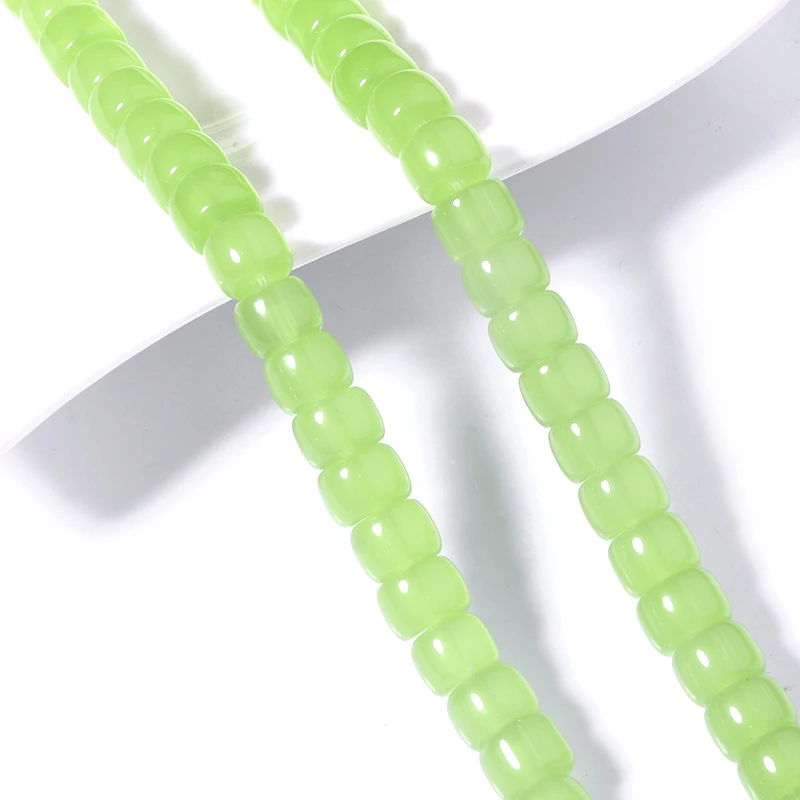 Стеклянные бусины для изготовления ювелирных изделий 8 х6 мм 60 шт