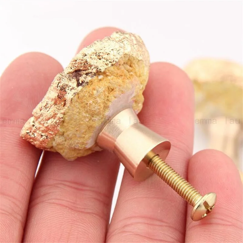 Ручка из натуральной латуни с кристаллами в скандинавском стиле роскошная