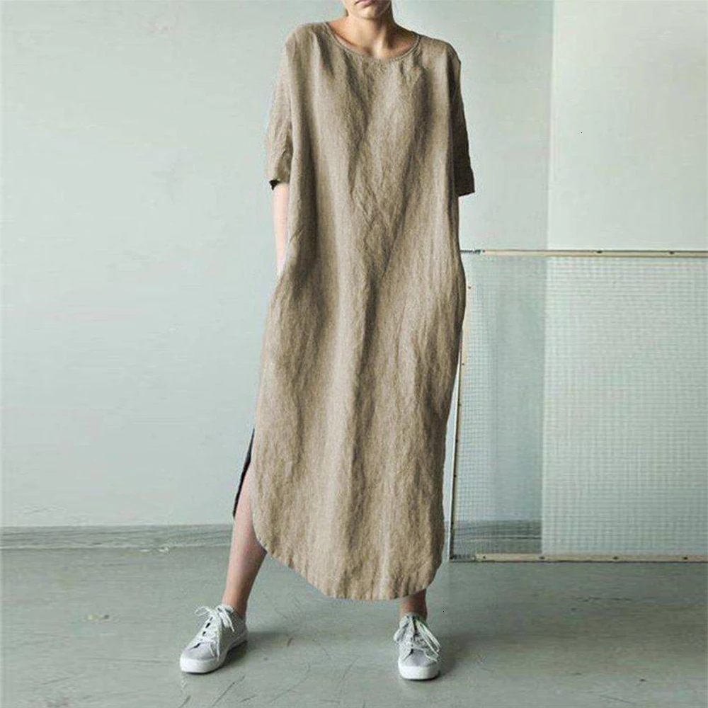 Однотонное вымытое хлопковое женское платье с круглым вырезом и коротким