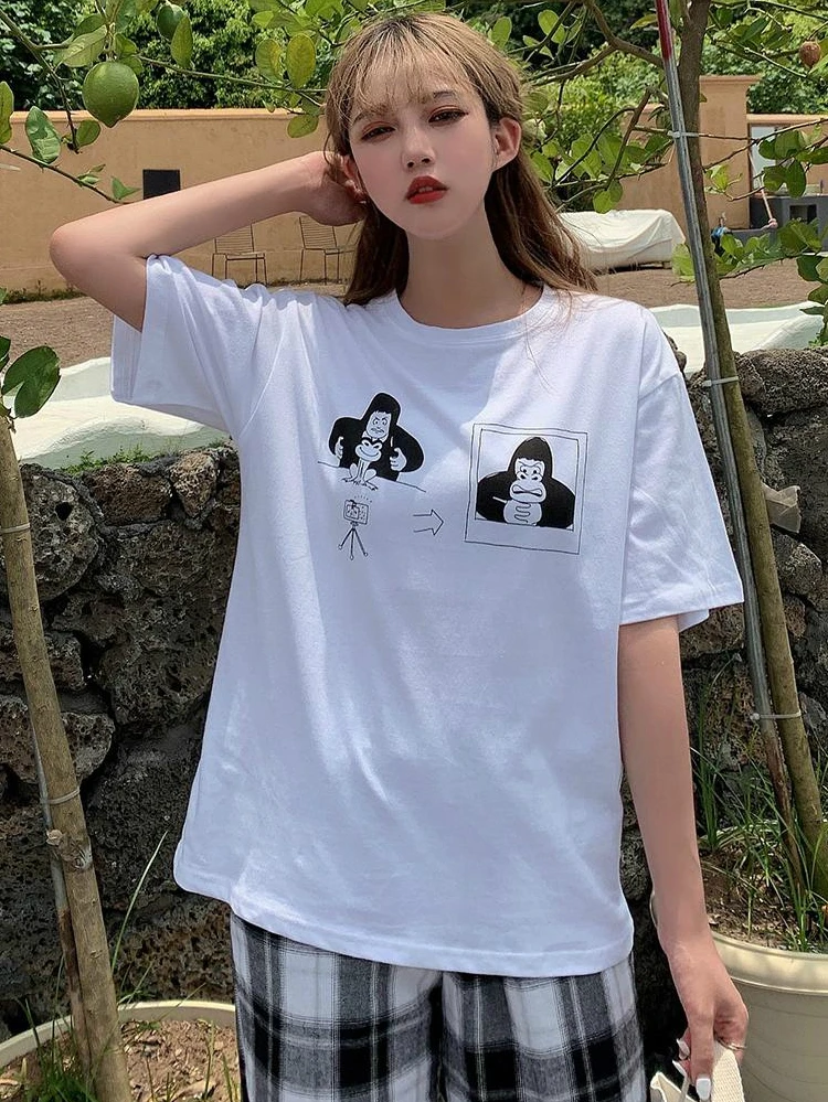 

College Style Comics Printed T-shirt Female Short-sleeved Cartoon Print T-shirt Basic Bottoming Loose Student Tops
