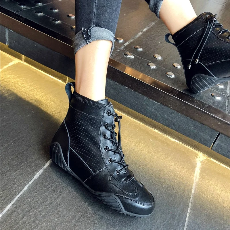 

2020 autumn winter grain leather flat heel ankle boots for women street lace up round toe sneakers leisure shoes woman boots