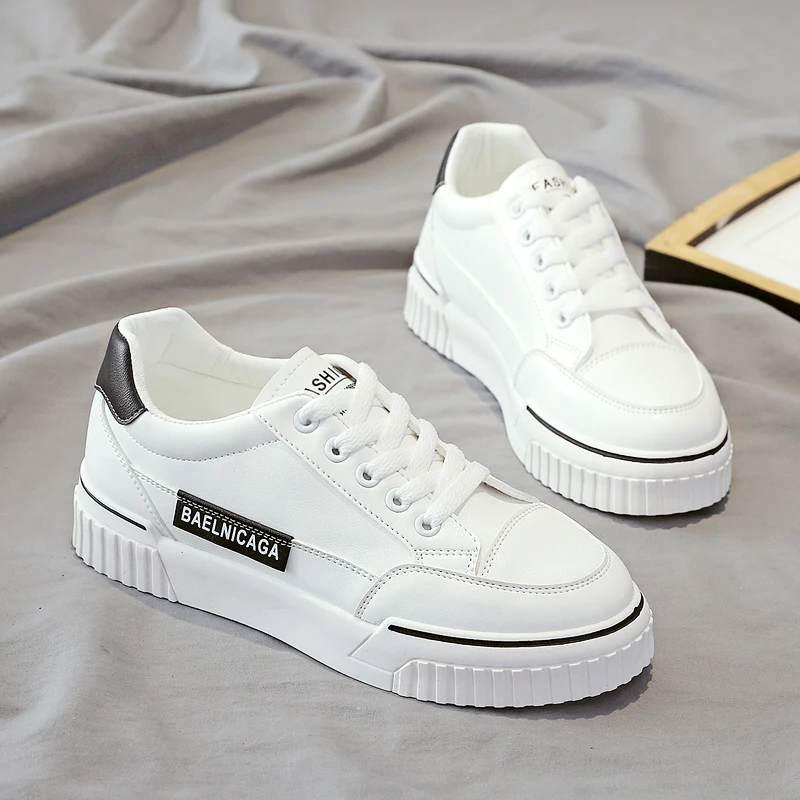 

Sports and leisure shoes 2021 spring and autumn new small white shoes soft bottom fashion student board shoes Korean version