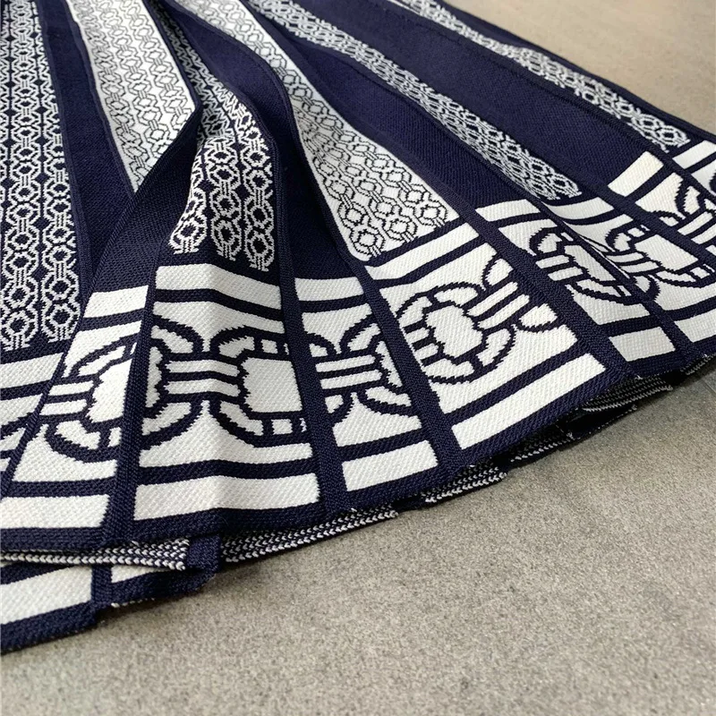 

Autumn New Style French Niche High-waist Fashion Design Jacquard A-line Skirt Knitted Pleated Skirt